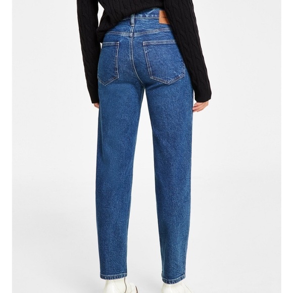 Calvin Klein Jeans Women's High-Rise Straight-Leg Jeans - Picture 3 of 5